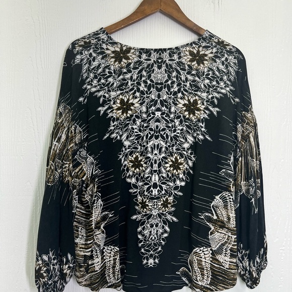 Free People - Birds Of A Feather Black Floral Button Down Boho Blouse Size XS - Picture 12 of 12